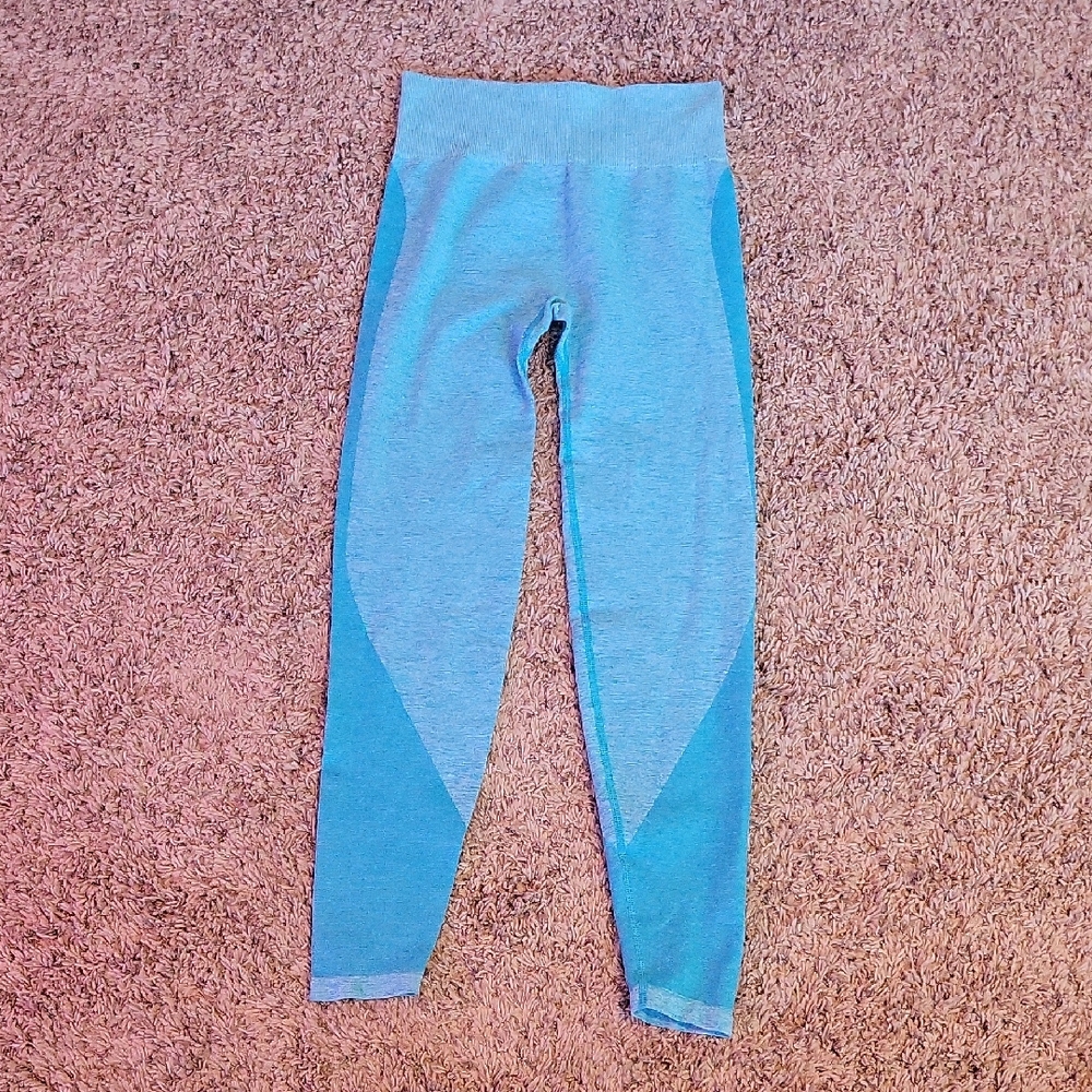 PINK Victoria's Secret Blue Gradient Leggings